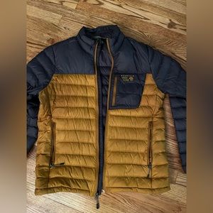 Mountain Hardware Mens Medium